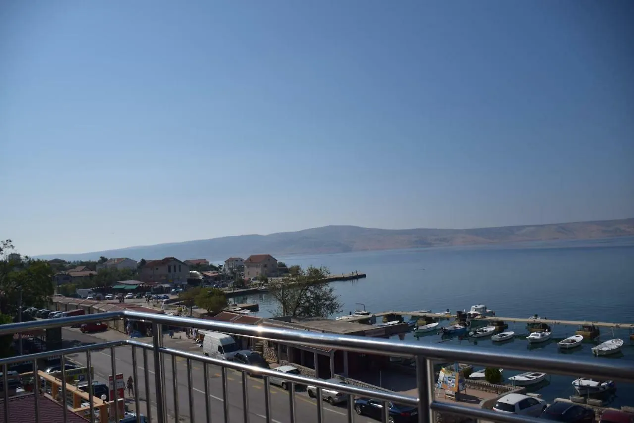 Apartments Tota Starigrad Paklenica 3*,  Croatie